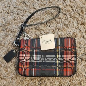 NWT Coach Wristlet Tartan Signature Print | Style F44508